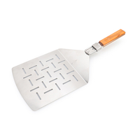 Sammenleggbart pizzaskall med treh&aring;ndtak